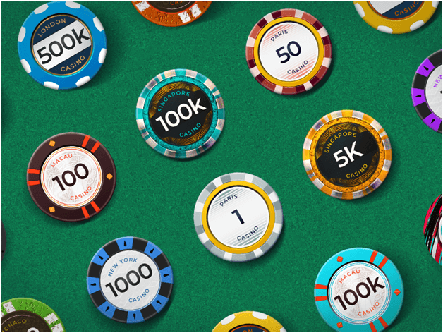 Le jeu de blackjack se joue avec des jetons dans les casinos